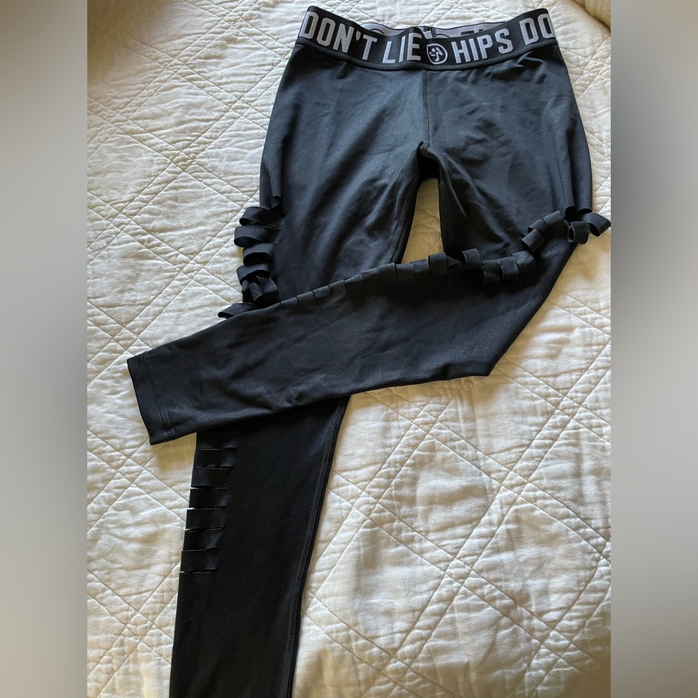 Hips don’t lie ankle leggings